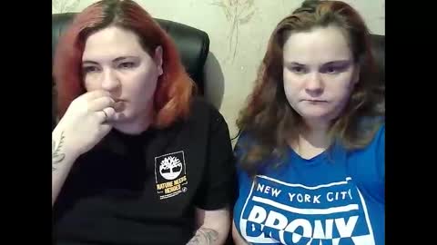 HollyXEva online show from February 17, 3:08 pm