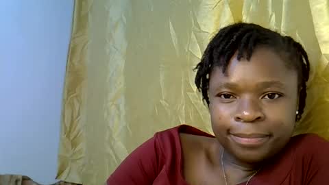 holy_ebony online show from June 13, 1:25 am