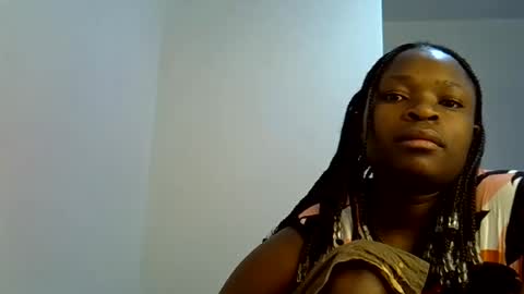 holy_ebony online show from July 19, 5:55 am