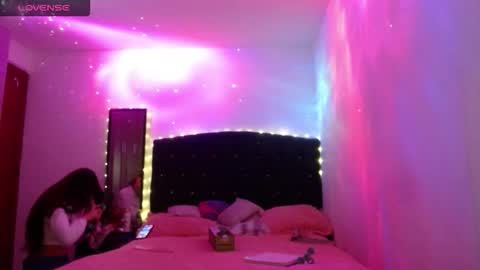 Snapshot of holy_juli2 chatting on October 19, 2:45 am Juli online show from October 19, 2:45 am