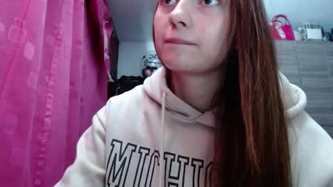 Juli online show from March 3, 3:34 am