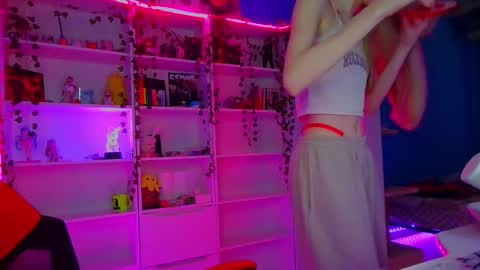 Rumi online show from September 30, 11:26 am