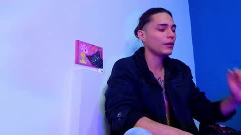      online show from February 27, 11:10 am