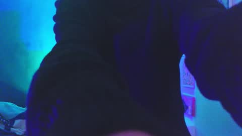      online show from October 1, 10:05 pm