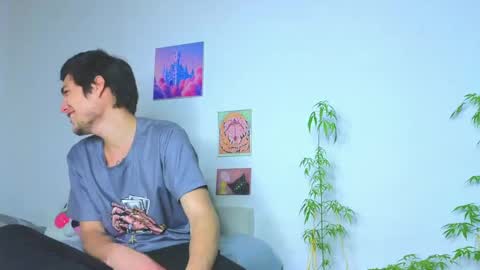      online show from March 9, 3:32 am