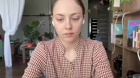 Snapshot of holydori chatting on May 14, 7:59 am dori not holy get my tg channel with link from description under last photo online show from May 14, 7:59 am