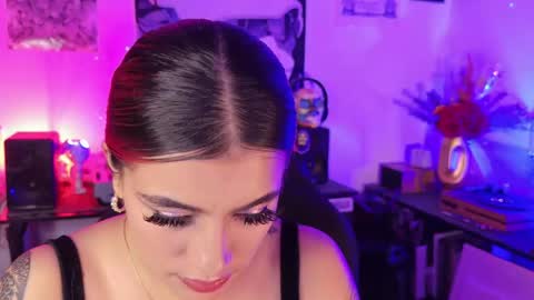   online show from May 15, 11:12 pm