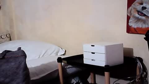 Snapshot of holygurl77 chatting on February 24, 1:57 am cristy online show from February 24, 1:57 am