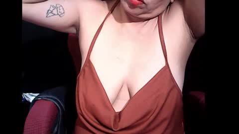 Snapshot of holygurl77 chatting on September 16, 12:06 pm cristy online show from September 16, 12:06 pm