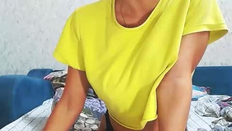 HolyJulie online show from November 25, 6:52 pm