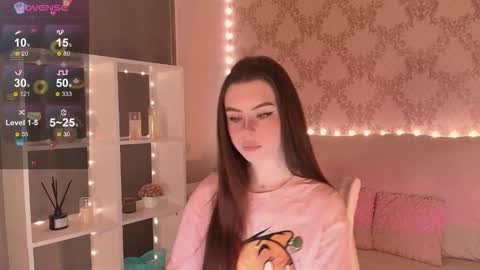 Mia online show from February 17, 3:36 am