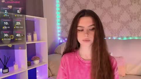 Mia online show from May 18, 4:18 am