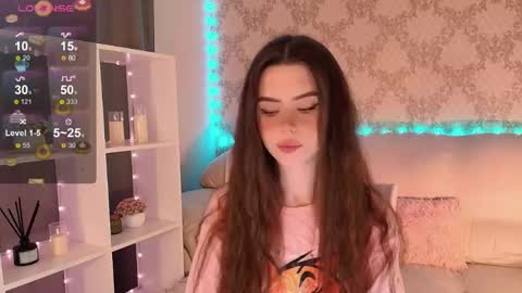 Mia online show from June 1, 3:30 am
