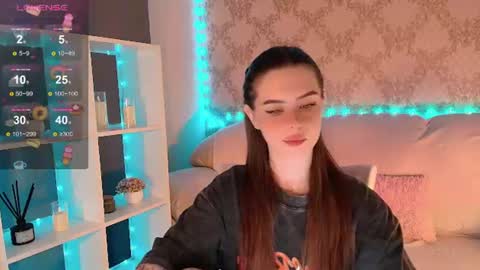 Mia online show from June 13, 4:10 am