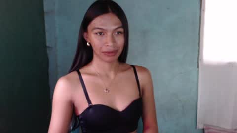 yoshi online show from April 20, 9:01 am