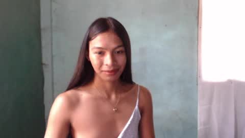 yoshi online show from April 23, 1:40 am