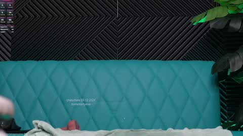 homehornyeva online show from December 9, 5:30 pm