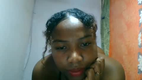 Snapshot of honeria98 chatting on June 4, 4:40 am honeria98 online show from June 4, 4:40 am