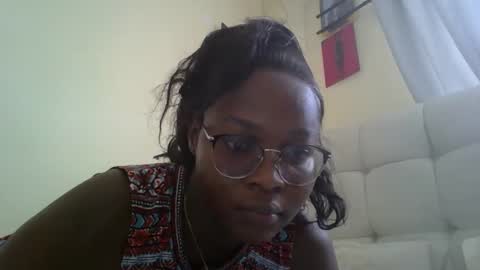 Honevey online show from April 3, 10:35 am