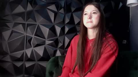 honey__doll online show from March 9, 12:20 pm