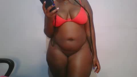 honey_beb online show from October 21, 5:13 pm