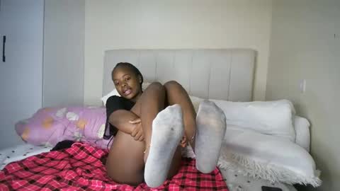 honey drop online show from January 7, 10:12 pm