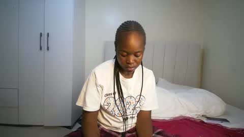 honey drop online show from April 2, 8:34 am