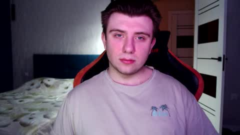 Wolfy online show from February 18, 7:43 pm