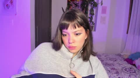 Snapshot of honey_hoe chatting on December 17, 3:06 am Lau online show from December 17, 3:06 am