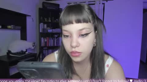 Snapshot of honey_hoe chatting on October 20, 1:28 am Lau online show from October 20, 1:28 am