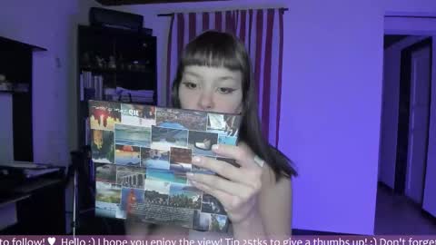 Snapshot of honey_hoe chatting on November 18, 2:28 am Lau online show from November 18, 2:28 am