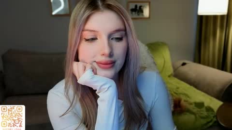 Lina online show from March 22, 11:57 am