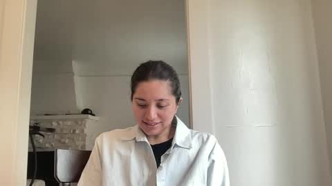 Snapshot of honey_laila chatting on February 28, 9:55 pm honey_laila online show from February 28, 9:55 pm