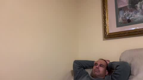Snapshot of honey_man14 chatting on June 16, 3:20 am honey_man14 online show from June 16, 3:20 am