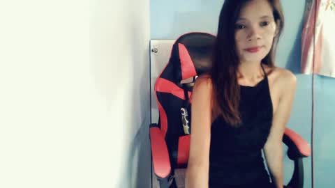 honey_mollyxx online show from July 15, 10:15 pm
