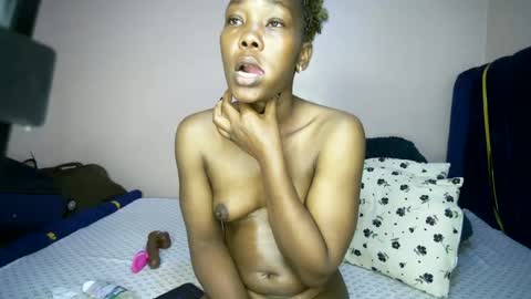 honey_nubia0 online show from June 30, 9:27 pm
