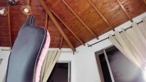 Isabella  online show from November 26, 3:18 am