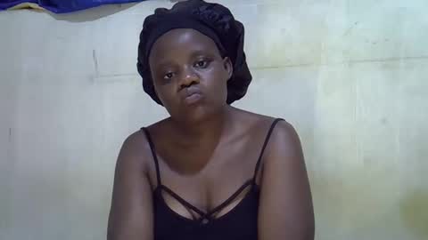 honey_sunshiny online show from April 25, 5:32 am