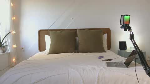 Snapshot of honeybbxx chatting on March 8, 7:42 pm honeybbxx online show from March 8, 7:42 pm