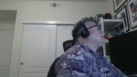 honeybunches1777 online show from April 6, 11:49 pm