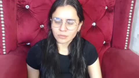 Emily online show from December 17, 12:55 pm