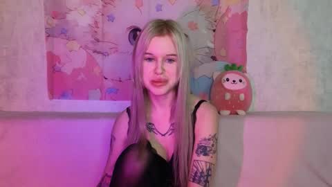 Lisa online show from December 3, 5:15 am