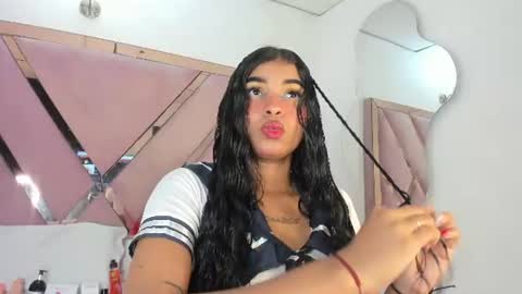 Snapshot of honeyht chatting on July 8, 12:20 pm honeyht online show from July 8, 12:20 pm