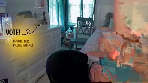 honeymaebae online show from April 16, 9:39 pm