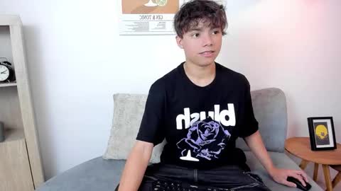 honeymoon_sariel online show from February 11, 8:03 pm