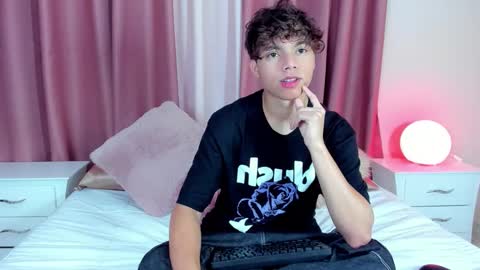 honeymoon_sariel online show from March 18, 1:03 pm