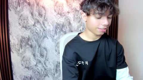 honeymoon_sariel online show from March 20, 2:00 pm