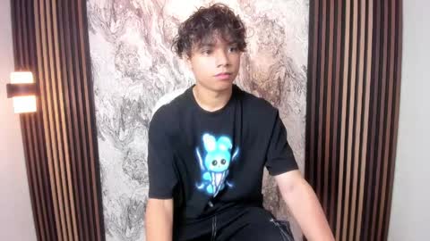 honeymoon_sariel online show from April 20, 1:47 pm