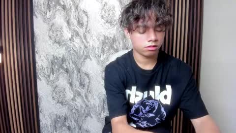 honeymoon_sariel online show from April 23, 1:46 pm