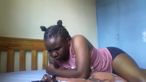 Honeymuny online show from November 12, 7:42 am